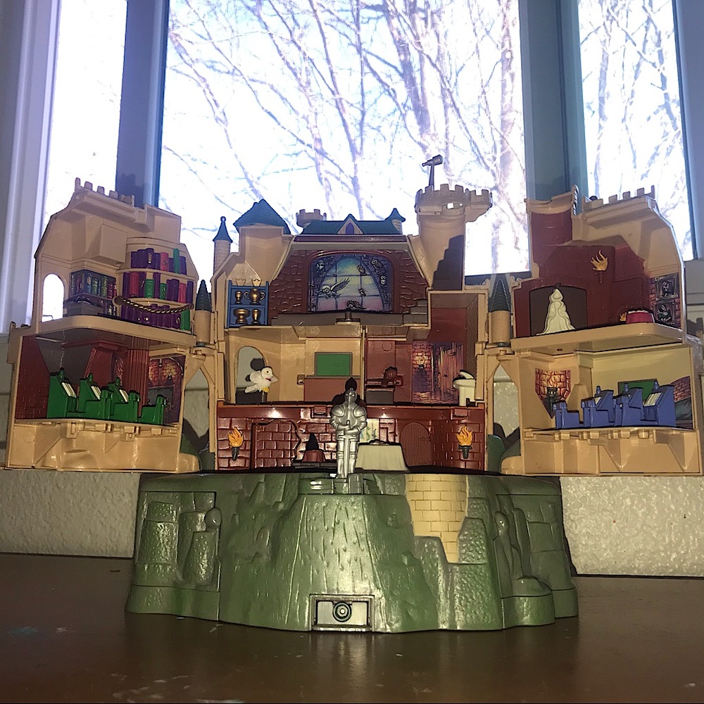 2001 Harry Potter Castle Toy Collectible
